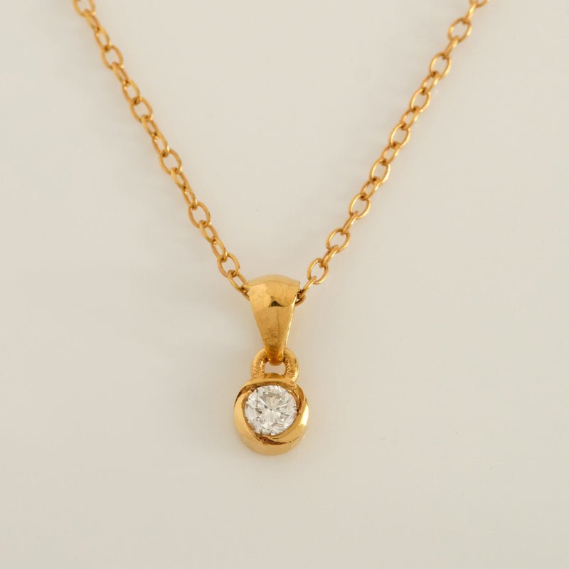 Eternal Grace Solitaire Pendant