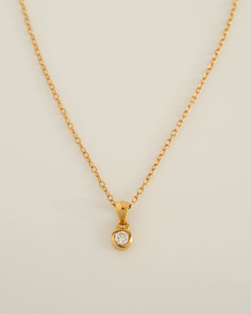 Eternal Grace Solitaire Pendant