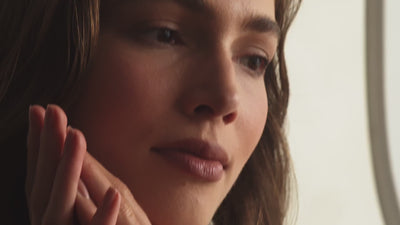 Video of the Eternal Grace 14k gold vermeil lab grown diamond bracelet by MILLSÉ featuring a floating solitaire diamond pendant on an Italian-made chain.